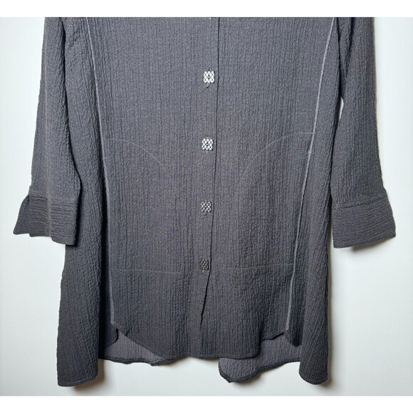 Habitat Gray Tunic Blouse XS Textured Crepe Button Front Artsy Layering Top - Picture 3 of 14